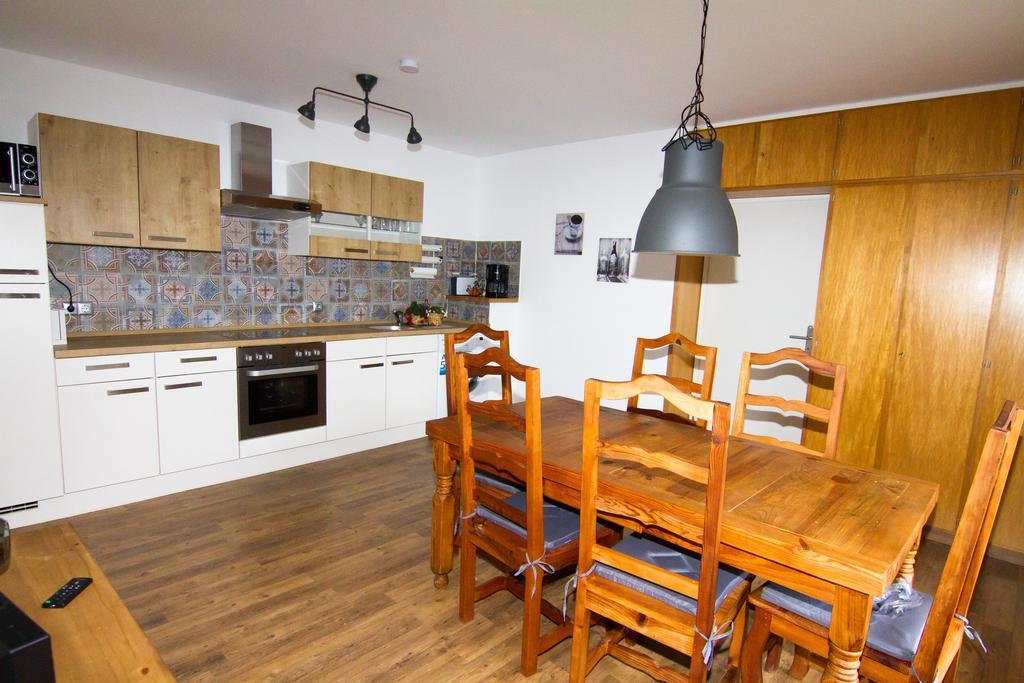 Ferienhaus "Kleiner Onkel" Honerath Esterno foto