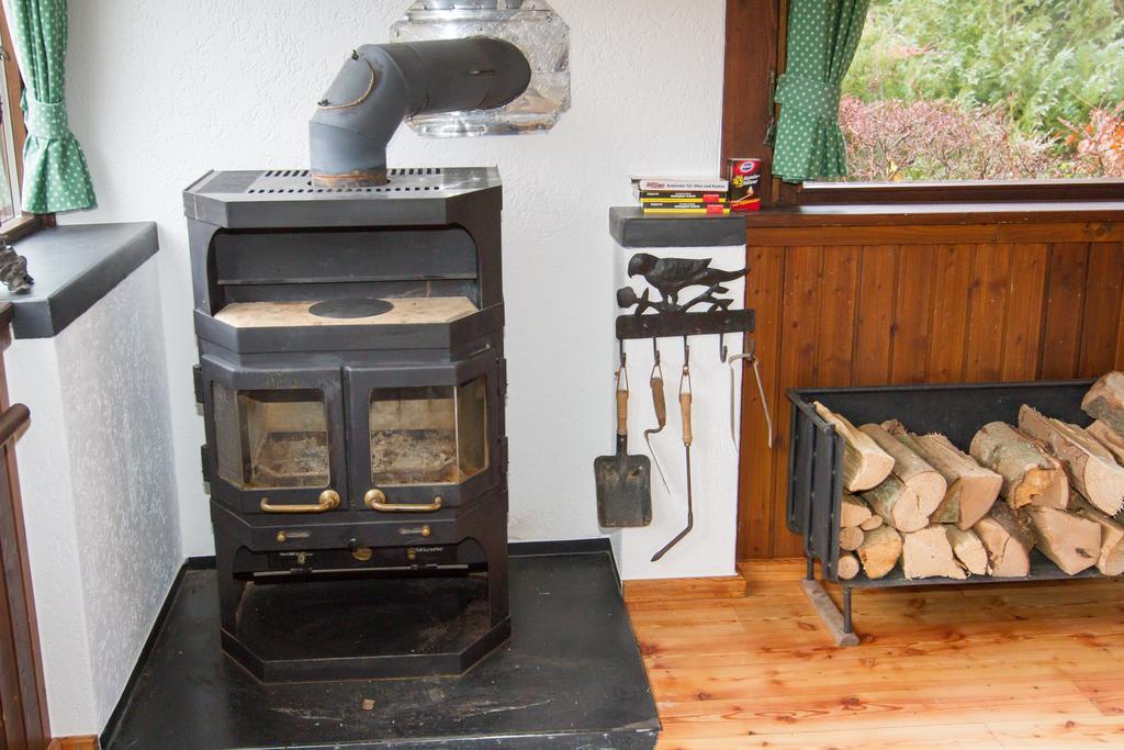 Ferienhaus "Kleiner Onkel" Honerath Esterno foto